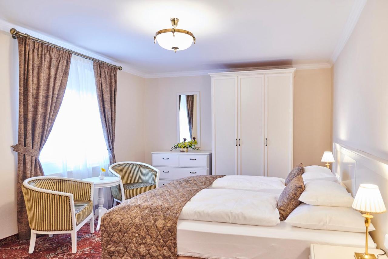 Deluxe Double Room,1001375544:JPEG